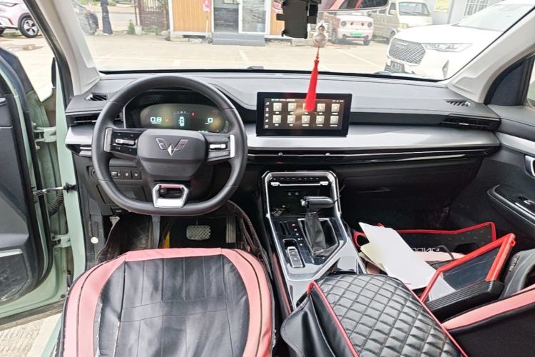 Used Wuling Asta 2021 1.5T CVT Star曜 Edition Center Console