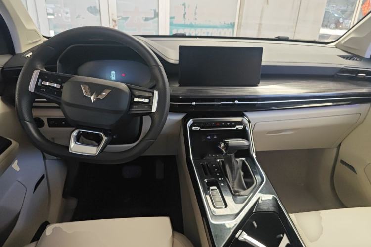 Used Wuling Asta 2021 1.5T CVT Star曜 Edition Center Console