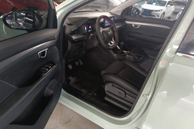 Used Wuling Asta 2021 1.5T Manual Star Edition Driver Seat