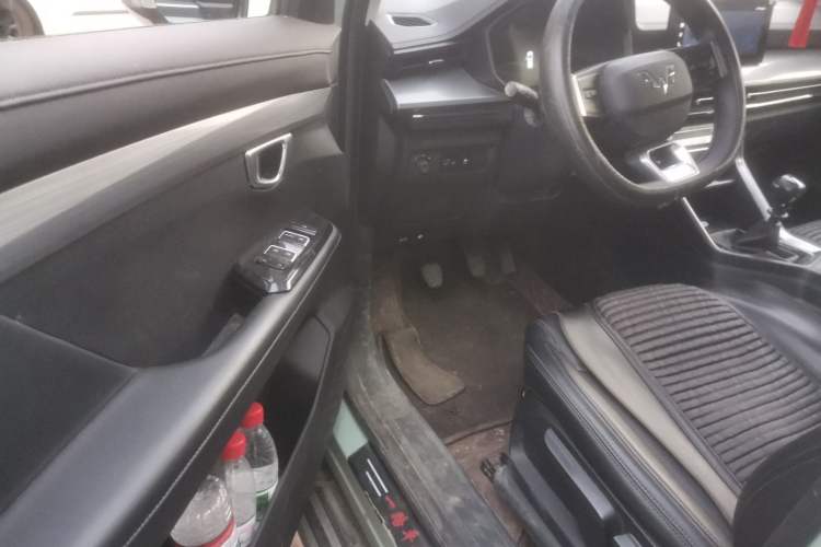 Used Wuling Asta 2021 1.5T Manual Starlight Edition Driver Seat