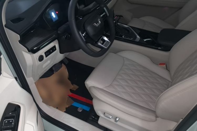 Used Wuling Asta 2021 1.5T CVT Star曜 Edition Driver Seat
