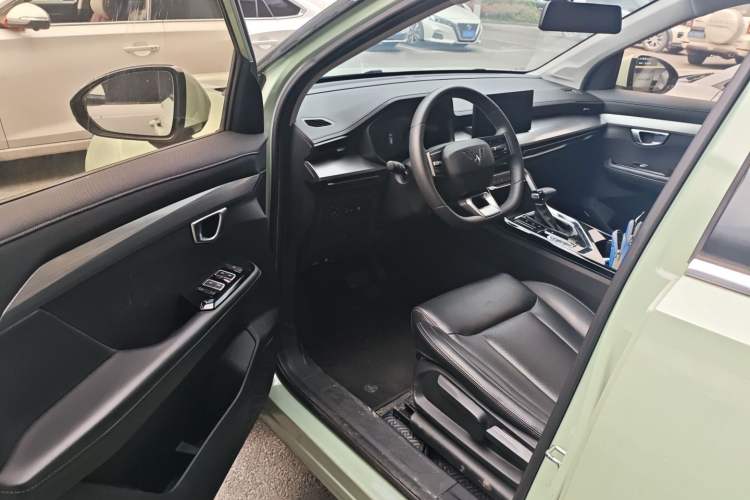 Used Wuling Asta 2021 1.5T CVT Starlight Edition Driver Seat