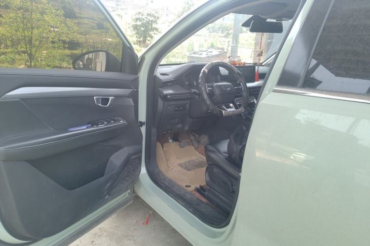 Used Wuling Asta 2021 1.5T CVT Starlight Edition Driver Seat