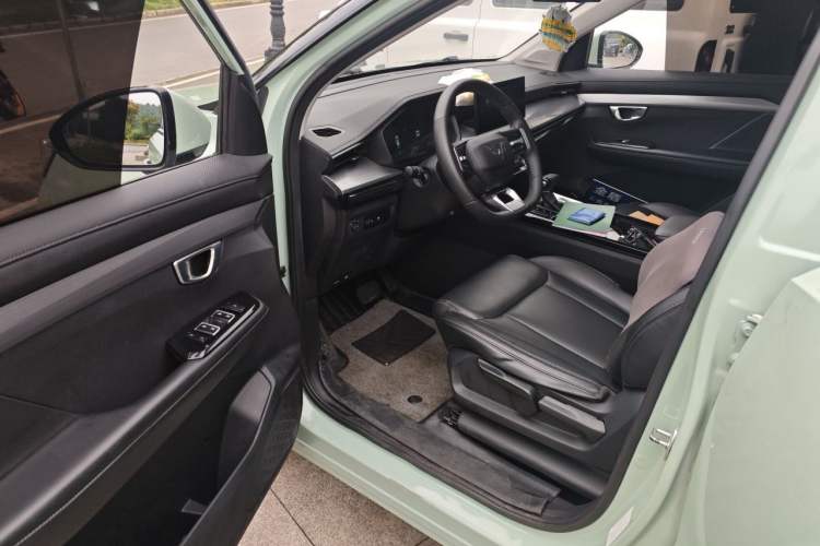 Used Wuling Asta 2021 1.5T CVT Starlight Edition Driver Seat