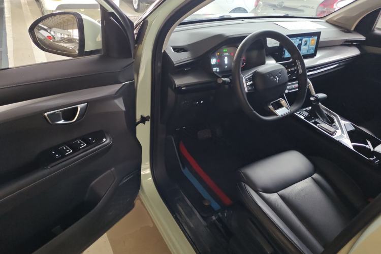 Used Wuling Asta 2021 1.5T CVT Starlight Edition Driver Seat