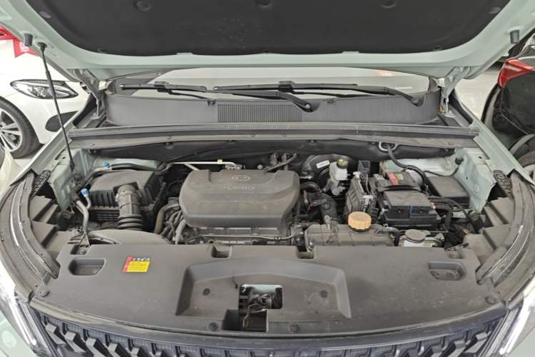 Used Wuling Asta 2021 1.5T CVT Starlight Edition Engine Bay