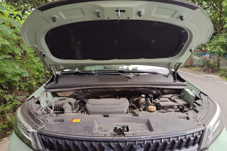 Used Wuling Asta 2021 1.5T CVT Star曜 Edition Engine Bay