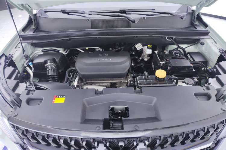 Used Wuling Asta 2021 1.5T CVT Starlight Edition Engine Bay