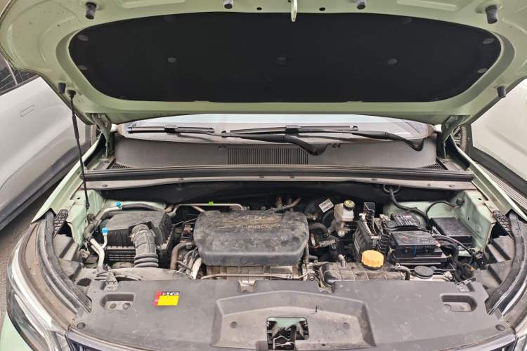 Used Wuling Asta 2021 1.5T CVT Starlight Edition Engine Bay