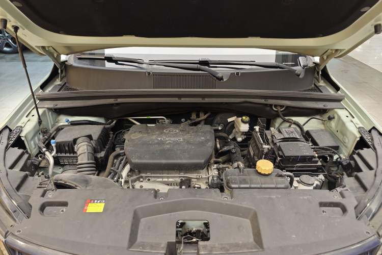 Used Wuling Asta 2021 1.5T CVT Starlight Edition Engine Bay