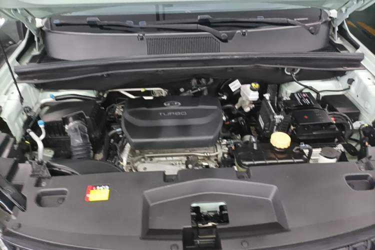 Used Wuling Asta 2021 1.5T CVT Star曜 Edition Engine Bay