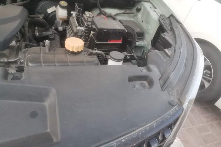 Used Wuling Asta 2021 1.5T Manual Starlight Edition Engine Bay Left