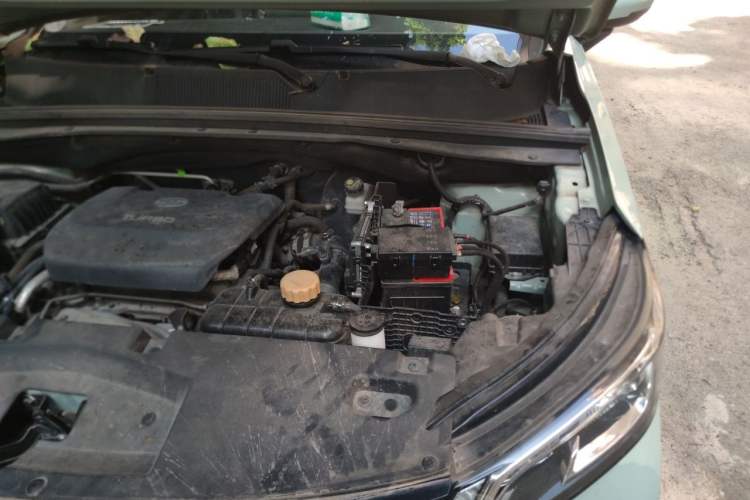 Used Wuling Asta 2021 1.5T Manual Starlight Edition Engine Bay Left