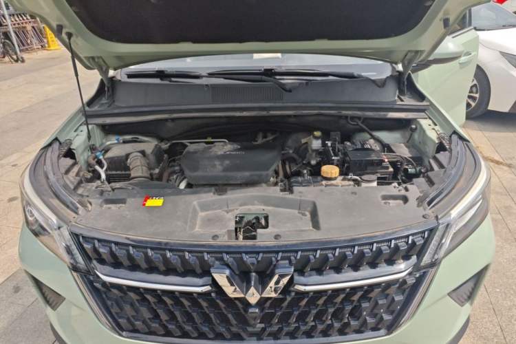 Used Wuling Asta 2021 1.5T CVT Starlight Edition Engine Bay
