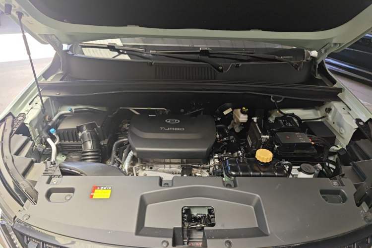 Used Wuling Asta 2021 1.5T CVT Star曜 Edition Engine Bay