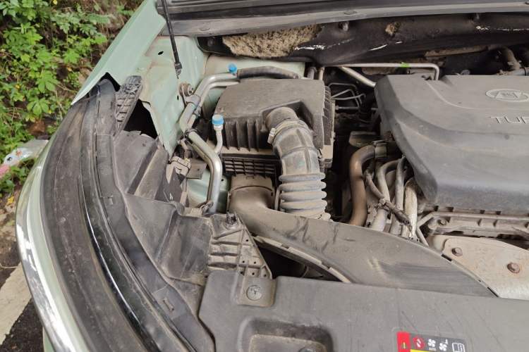 Used Wuling Asta 2021 1.5T CVT Star曜 Edition Engine Bay Right