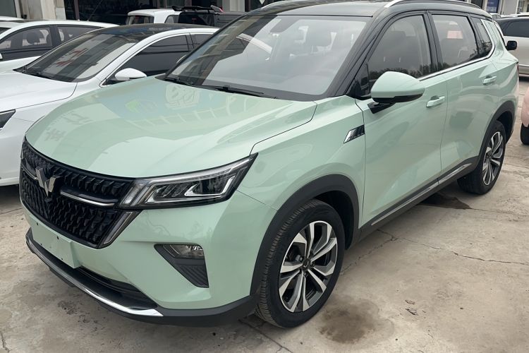 Used Wuling Asta 2021 1.5T CVT Starlight Edition Exterior 1