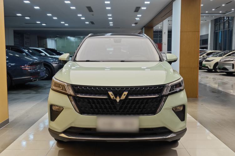 Used Wuling Asta 2021 1.5T CVT Starlight Edition Exterior 10
