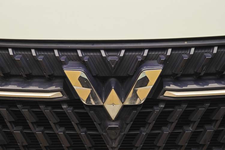 Used Wuling Asta 2021 1.5T CVT Starlight Edition Exterior 11