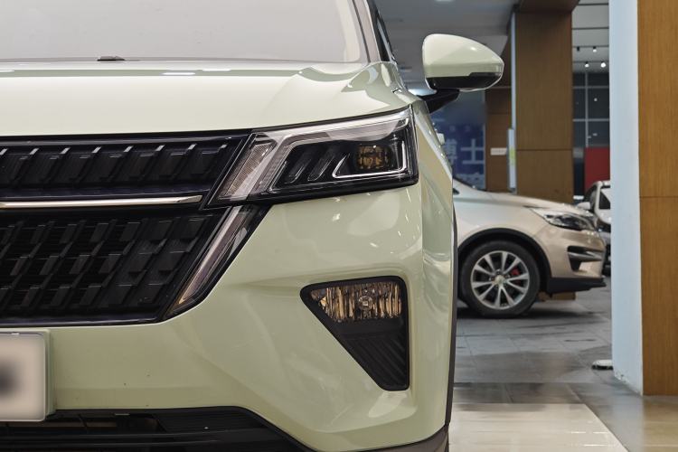 Used Wuling Asta 2021 1.5T CVT Starlight Edition Exterior 12