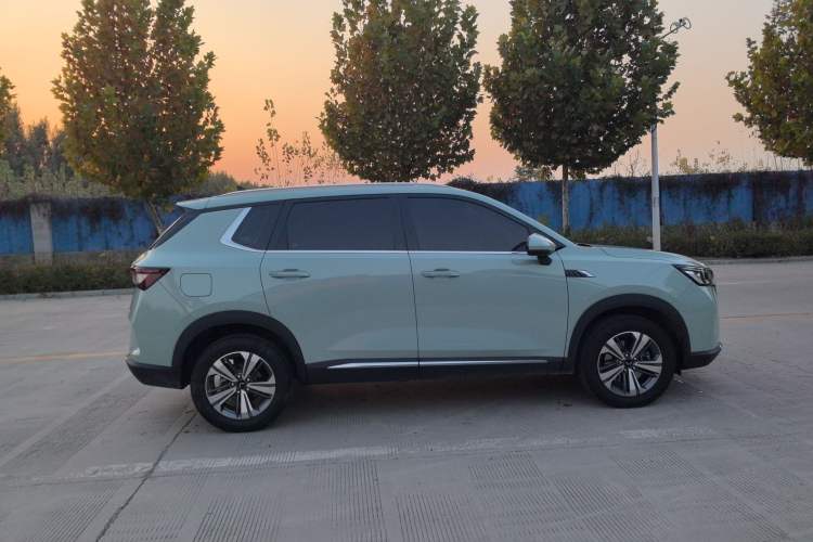 Used Wuling Asta 2021 1.5T Manual Starlight Edition Exterior 2