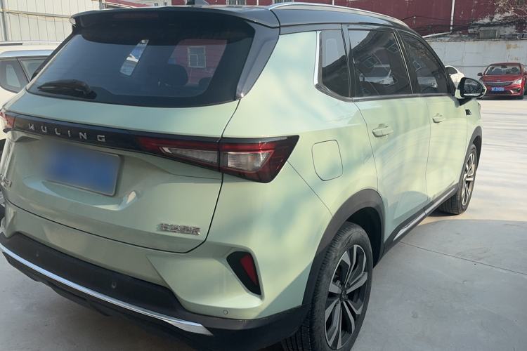 Used Wuling Asta 2021 1.5T CVT Starlight Edition Exterior 3
