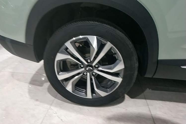 Used Wuling Asta 2021 1.5T CVT Star曜 Edition Exterior 5