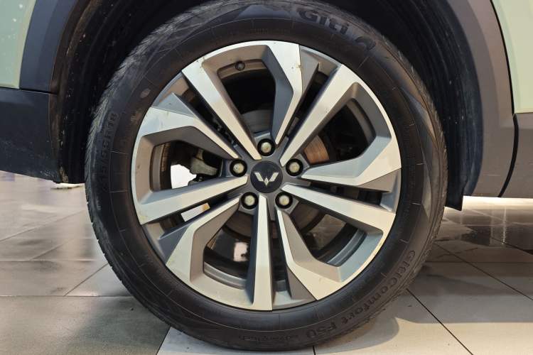 Used Wuling Asta 2021 1.5T CVT Starlight Edition Exterior 5