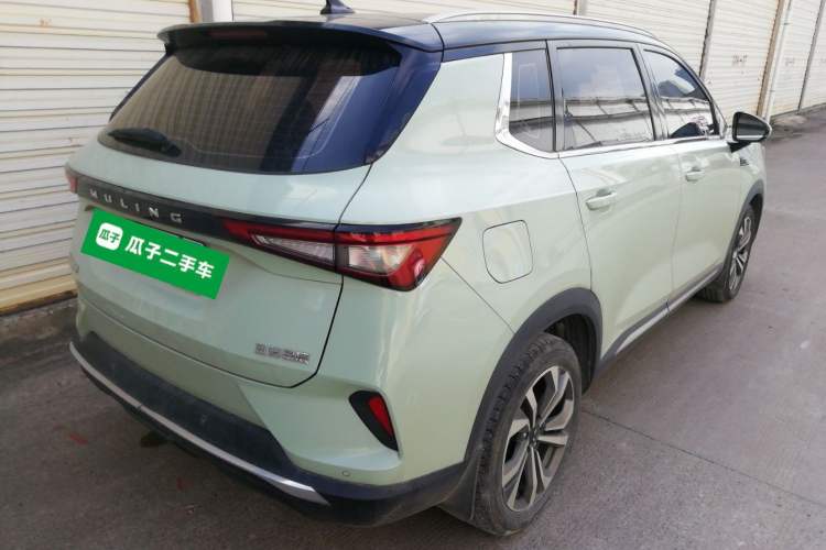 Used Wuling Asta 2021 1.5T CVT Star曜 Edition Exterior 5