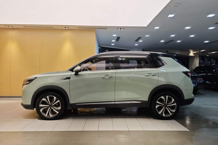 Used Wuling Asta 2021 1.5T CVT Starlight Edition Exterior 7