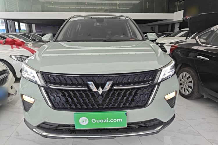 Used Wuling Asta 2021 1.5T CVT Starlight Edition Front
