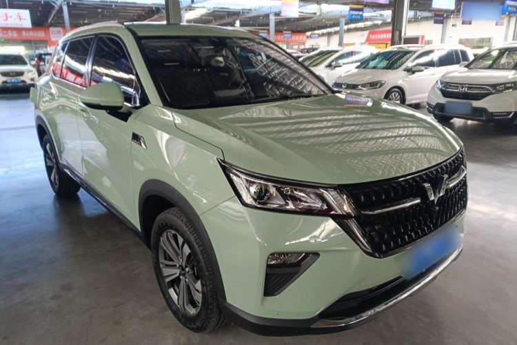 Used Wuling Asta 2021 1.5T Manual Star Edition Front Right 45 Deg