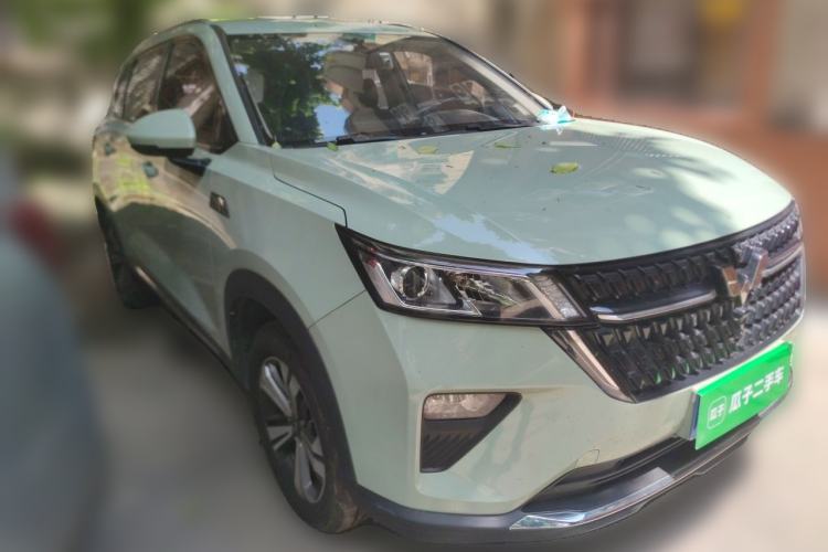 Used Wuling Asta 2021 1.5T Manual Starlight Edition Front Right 45 Deg