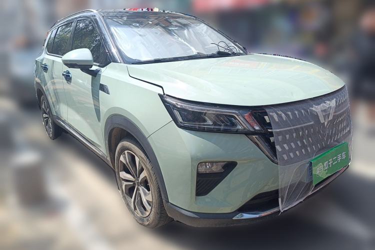Used Wuling Asta 2021 1.5T CVT Star曜 Edition Front Right 45 Deg
