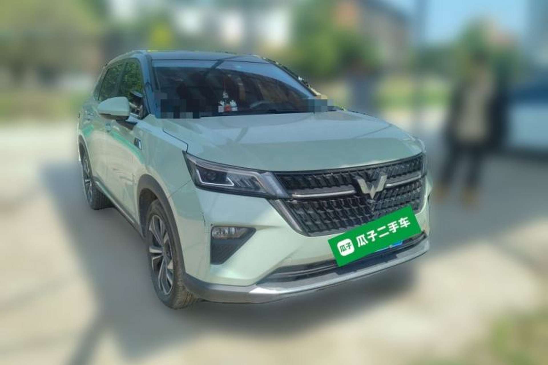 Used Wuling Asta 2021 1.5T CVT Starlight Edition Front Right 45 Deg
