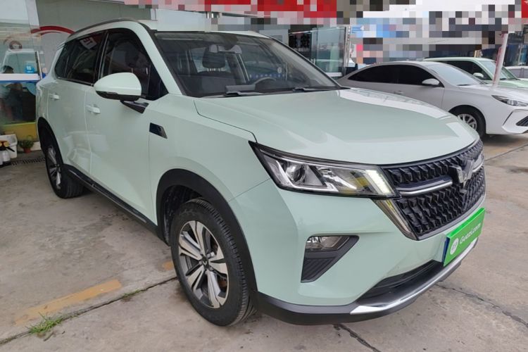 Used Wuling Asta 2021 1.5T Manual Starlight Edition Front Right 45 Deg