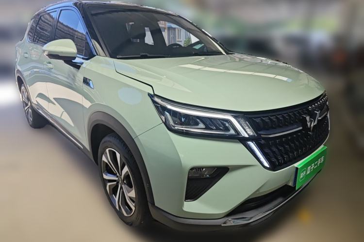Used Wuling Asta 2021 1.5T CVT Star曜 Edition Front Right 45 Deg