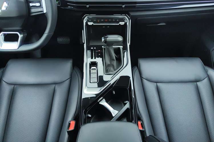 Used Wuling Asta 2021 1.5T CVT Starlight Edition Gear Lever
