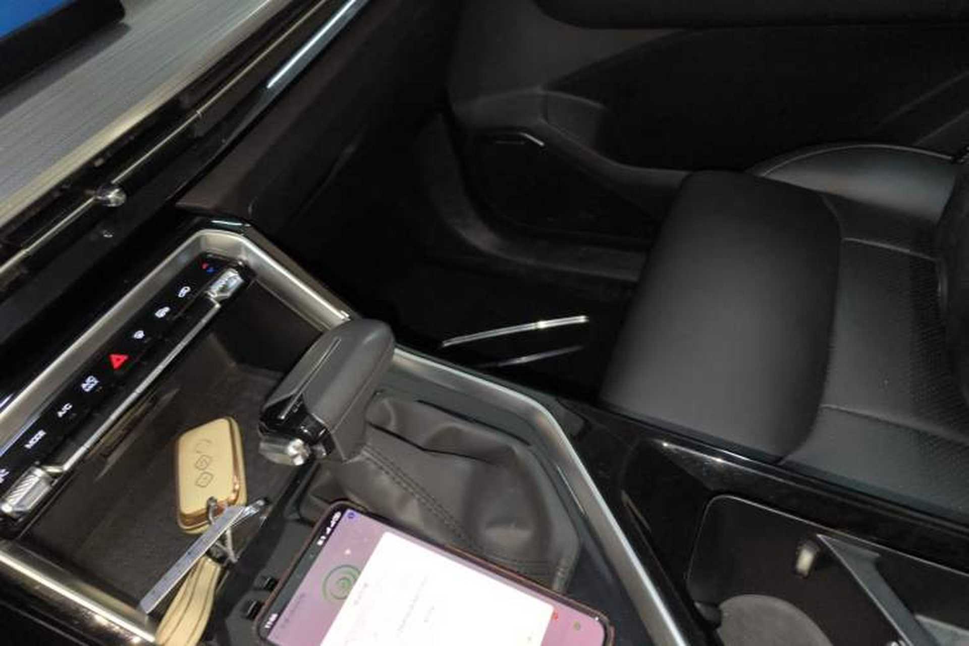 Used Wuling Asta 2021 1.5T CVT Starlight Edition Gear Lever