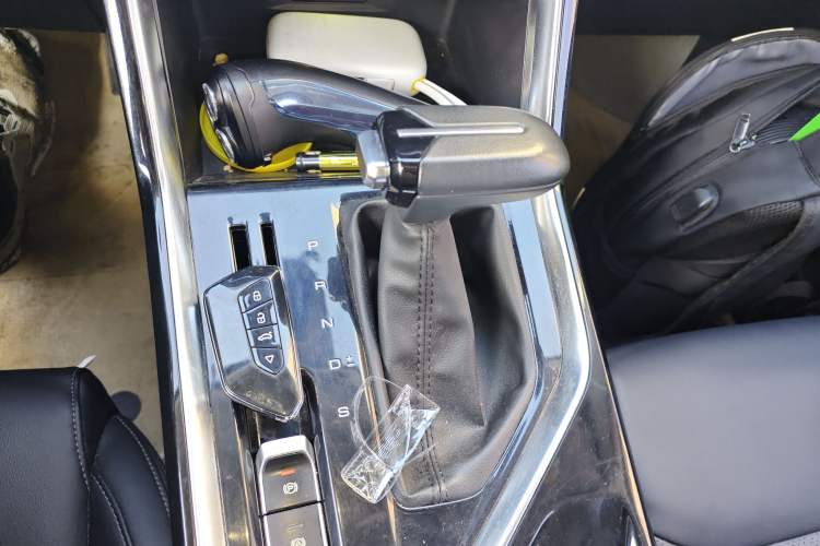 Used Wuling Asta 2021 1.5T CVT Star曜 Edition Gear Lever