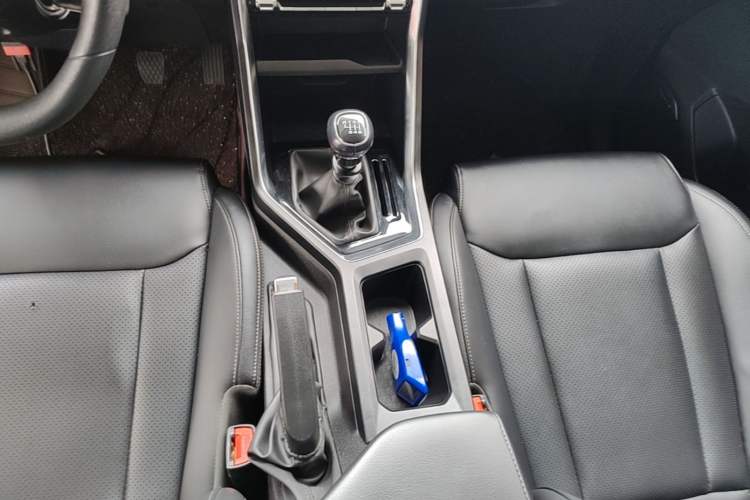 Used Wuling Asta 2021 1.5T Manual Starlight Edition Gear Lever