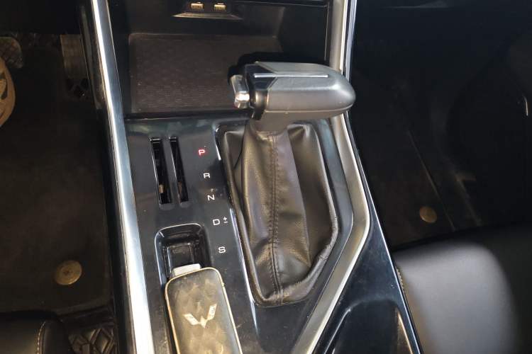 Used Wuling Asta 2021 1.5T CVT Starlight Edition Gear Lever