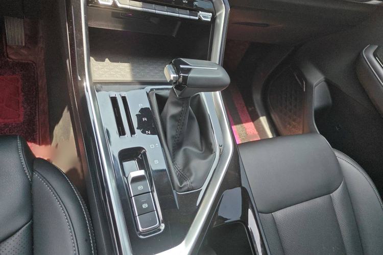 Used Wuling Asta 2021 1.5T CVT Star曜 Edition Gear Lever
