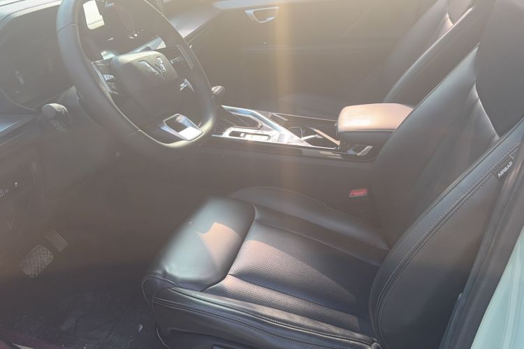 Used Wuling Asta 2021 1.5T CVT Starlight Edition Interior 2