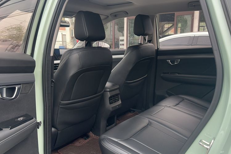 Used Wuling Asta 2021 1.5T CVT Starlight Edition Interior 3