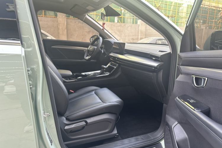 Used Wuling Asta 2021 1.5T CVT Starlight Edition Interior 5