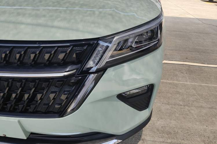Used Wuling Asta 2021 1.5T CVT Starlight Edition Left Front Headlight