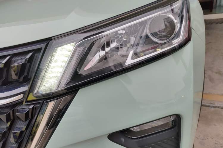 Used Wuling Asta 2021 1.5T Manual Starlight Edition Left Front Headlight