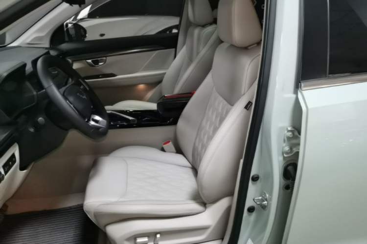 Used Wuling Asta 2021 1.5T CVT Star曜 Edition Left Front Seat