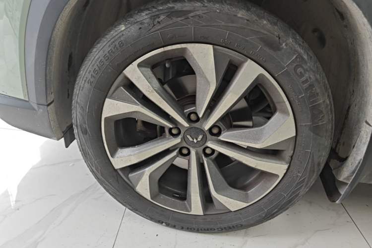 Used Wuling Asta 2021 1.5T CVT Starlight Edition Left Front Wheel Hub